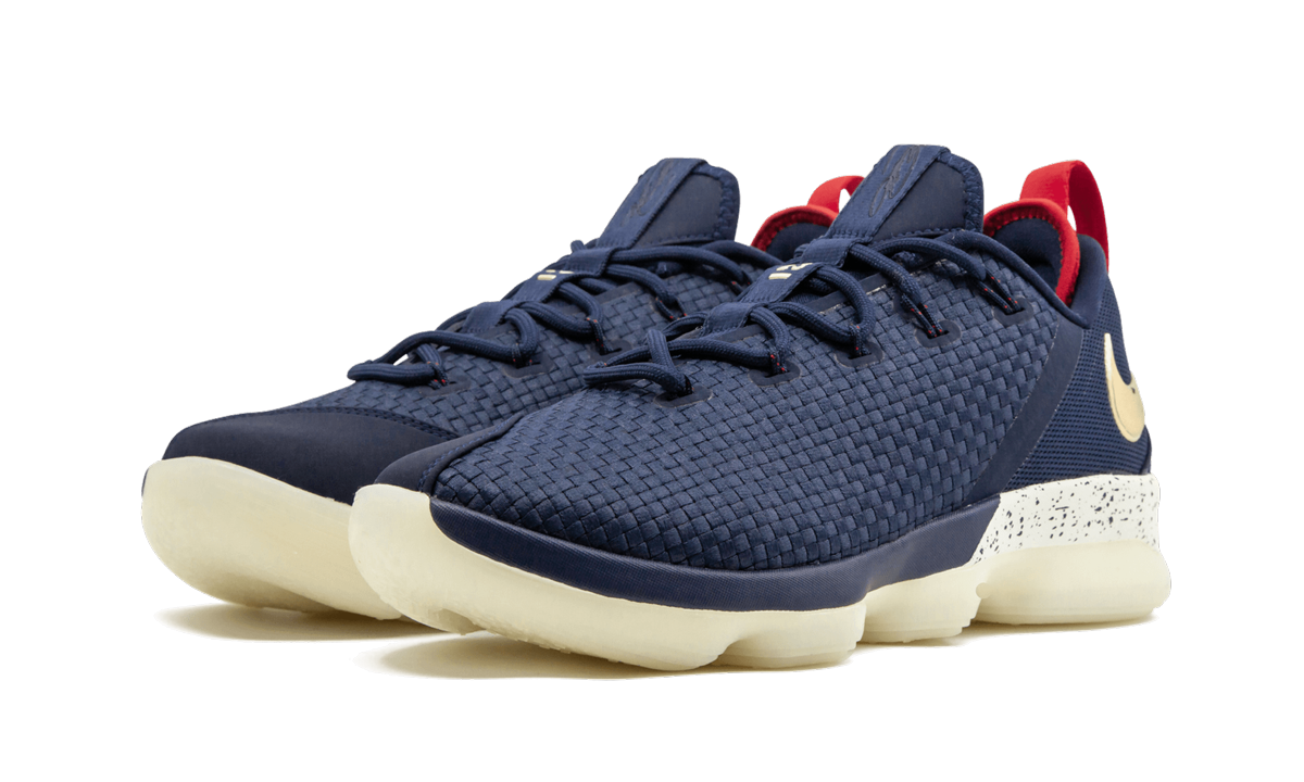 Lebron 14 Low "USA" 878636 400