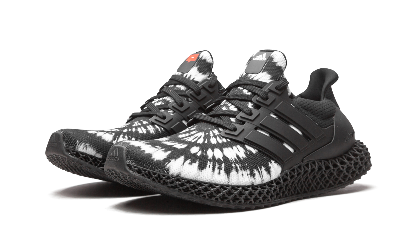 Ultra 4D "Nice Kicks - Tie-Dye"