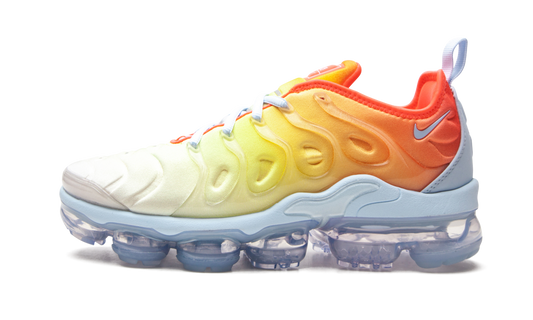 WMNS VaporMax Plus "Sunrise" CW5593 400