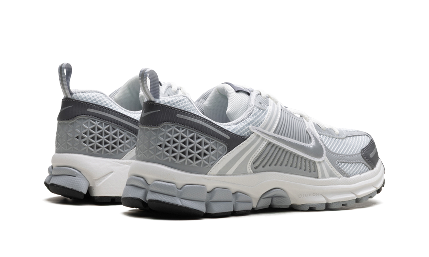 Zoom Vomero 5 "Pure Platinum" HF6998 002