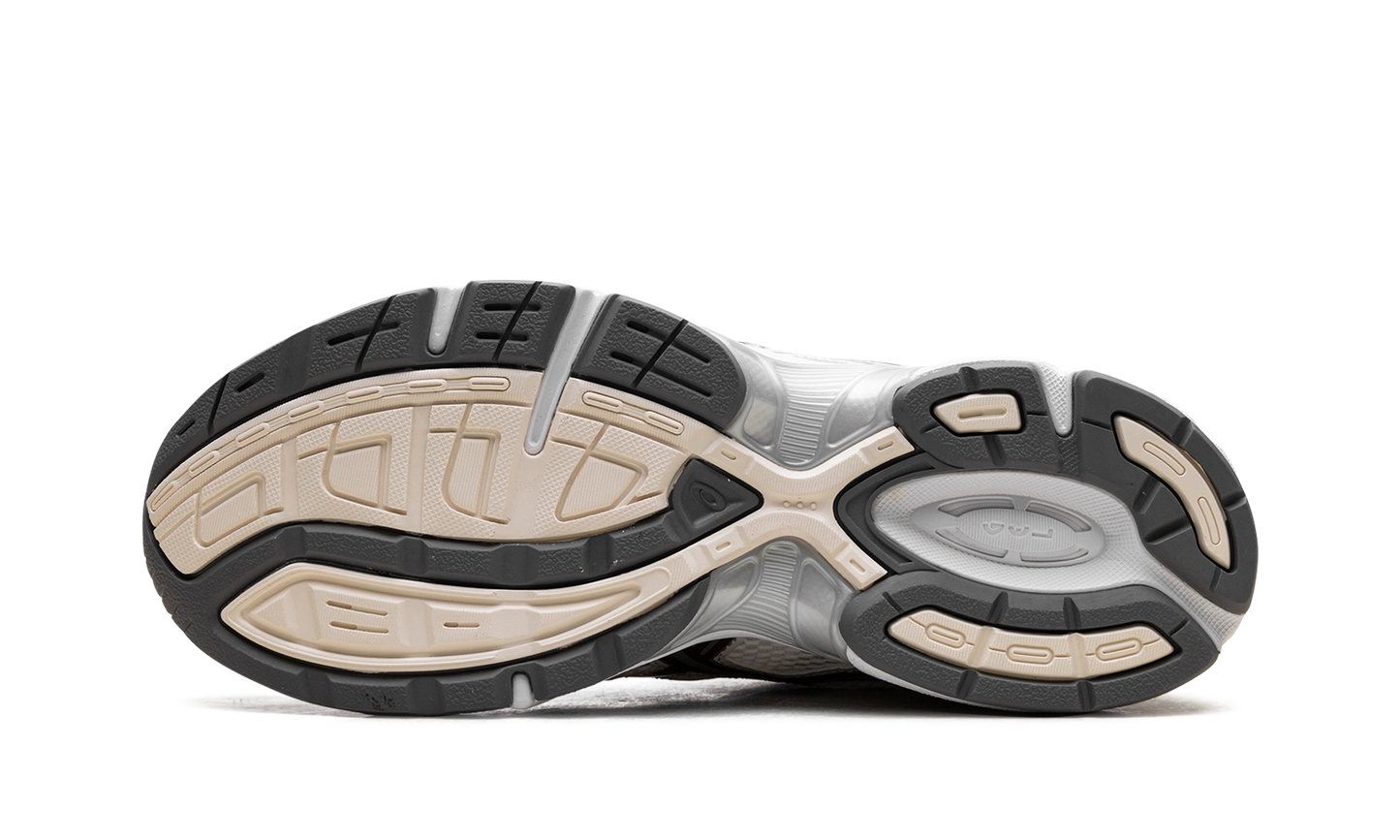 Gel 1130 WMNS "Cream Reddish Brown" 1202A164 119