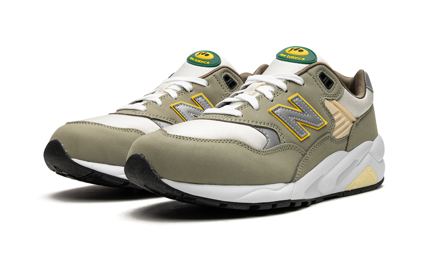 580 "Olive" MT580AC2