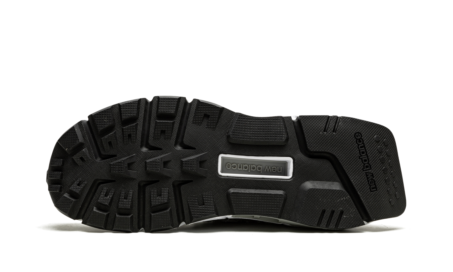 574 "Salehe Bembury - Yurt" MS574YSC