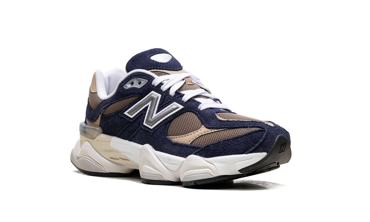 9060 GS "Navy Mushroom" GC9060BF