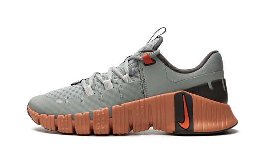 Free Metcon 5 "Mica Green" DV3949 301