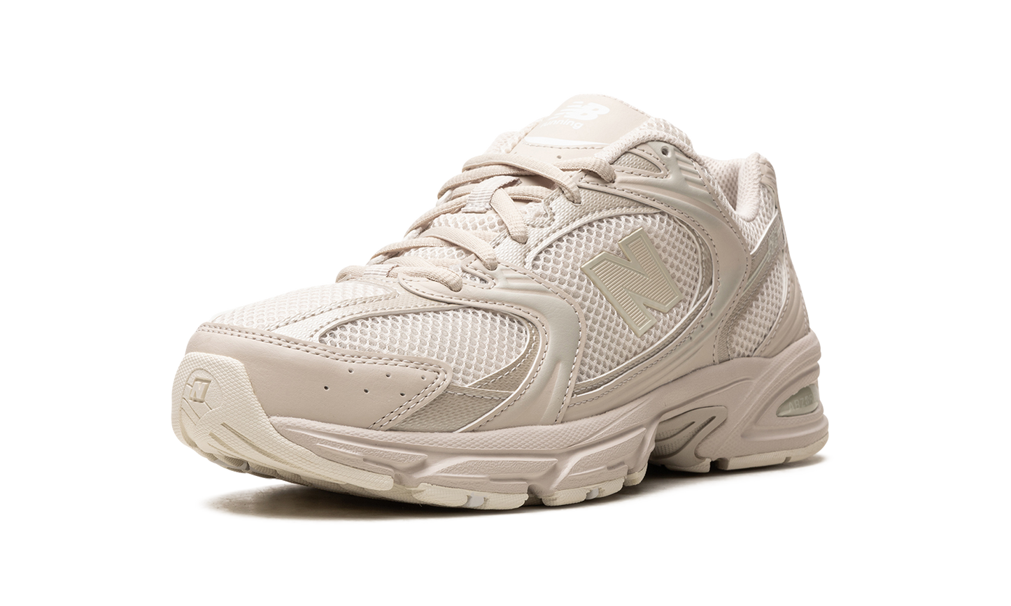 530 "Moonbeam Sea Salt" MR530AA1