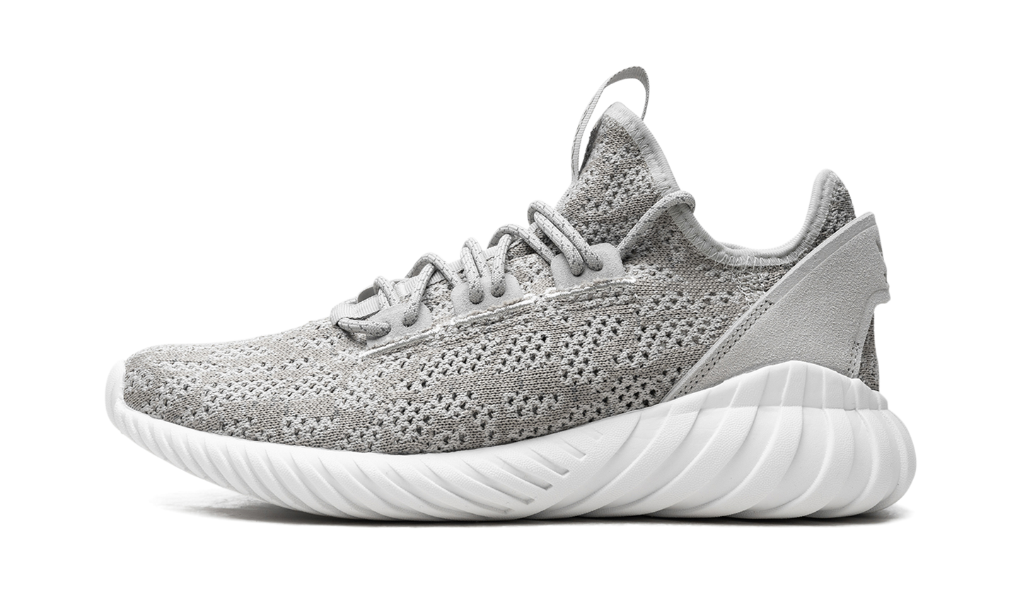 Tubular Doom Sock PK BY3561