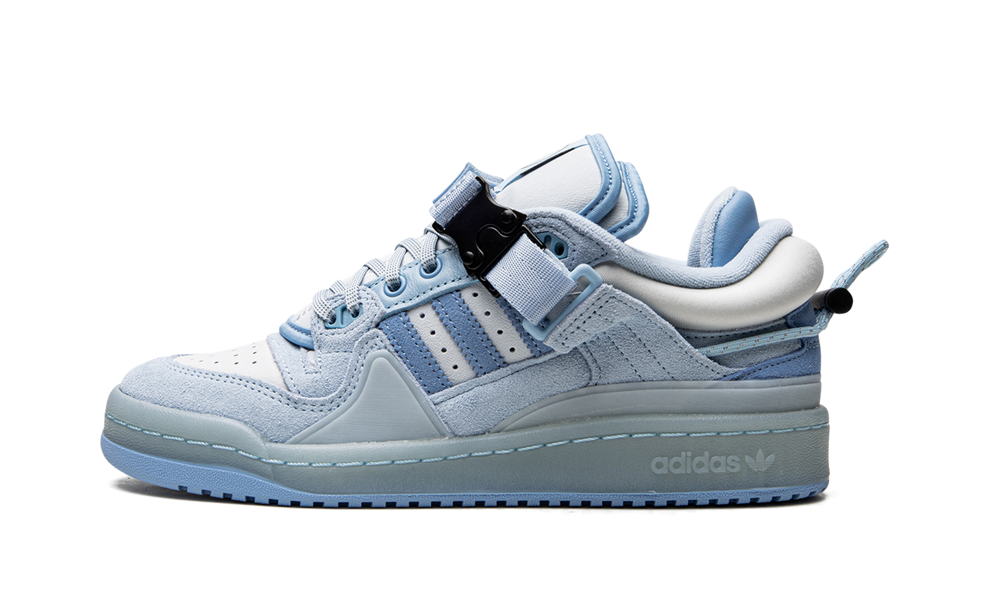 Forum Buckle Low GS "Bad Bunny - Blue Tint"