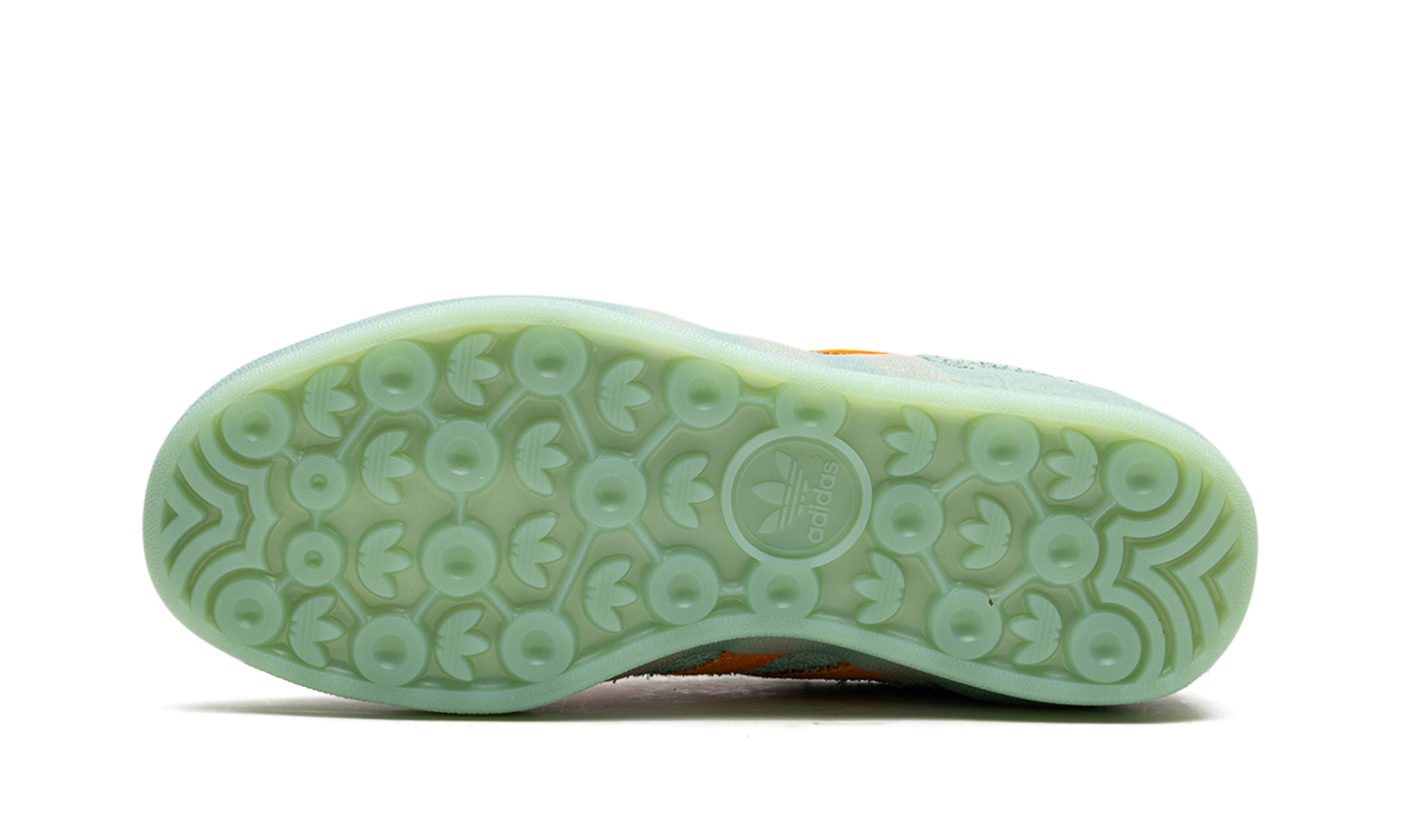 Gazelle Indoor WMNS "Hazy Green Crew Yellow" IG6783