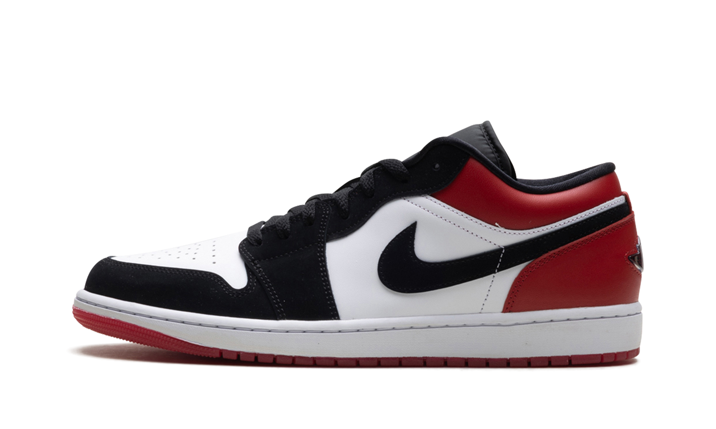 Jordan 1 Low SE "Black Toe (2025)" IB8971 106