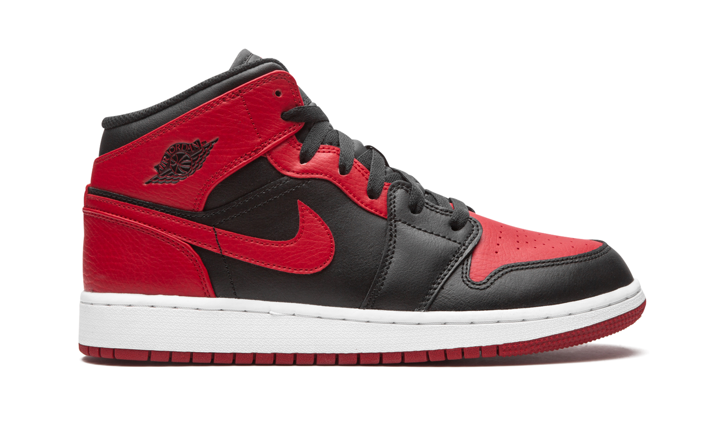 Air Jordan 1 Mid GS "Banned 2020" 554725 074