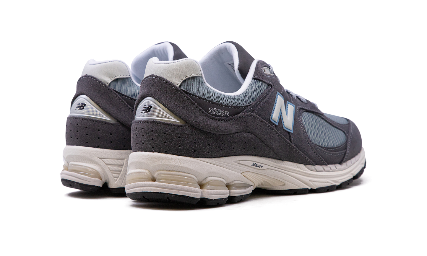 2002R "Magnet" M2002RFB