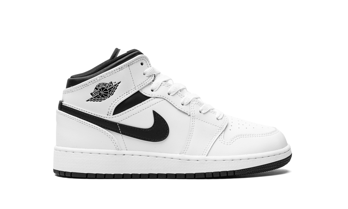 Air Jordan 1 Mid GS "White/Black" DQ8423 132