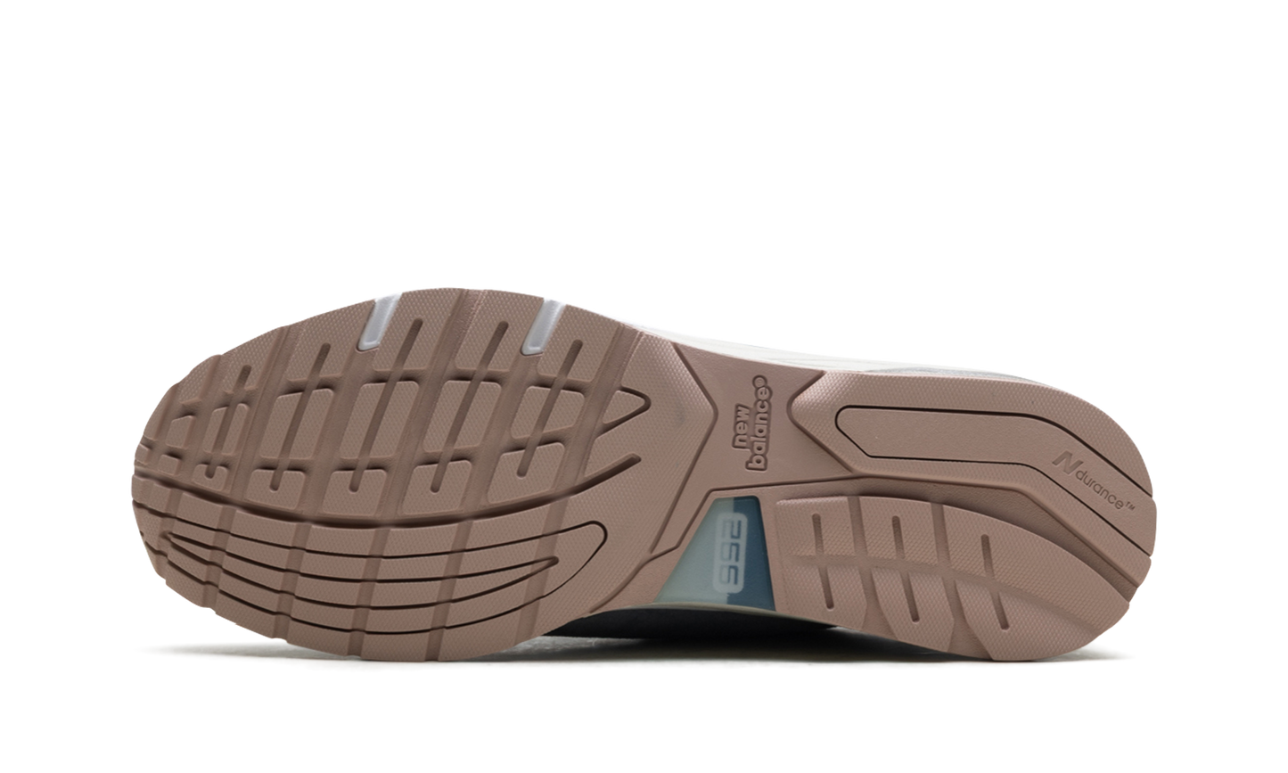 992 "MiUSA Kith Osaka Pack" U992KT