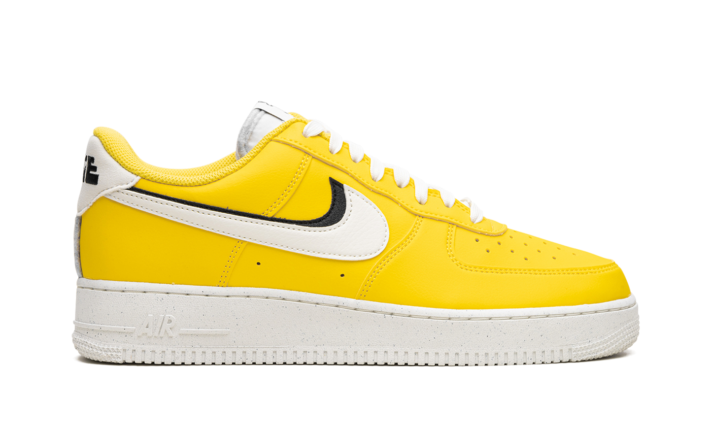 Air Force 1 Low '07 LV8 "Tour Yellow" DO9786 700