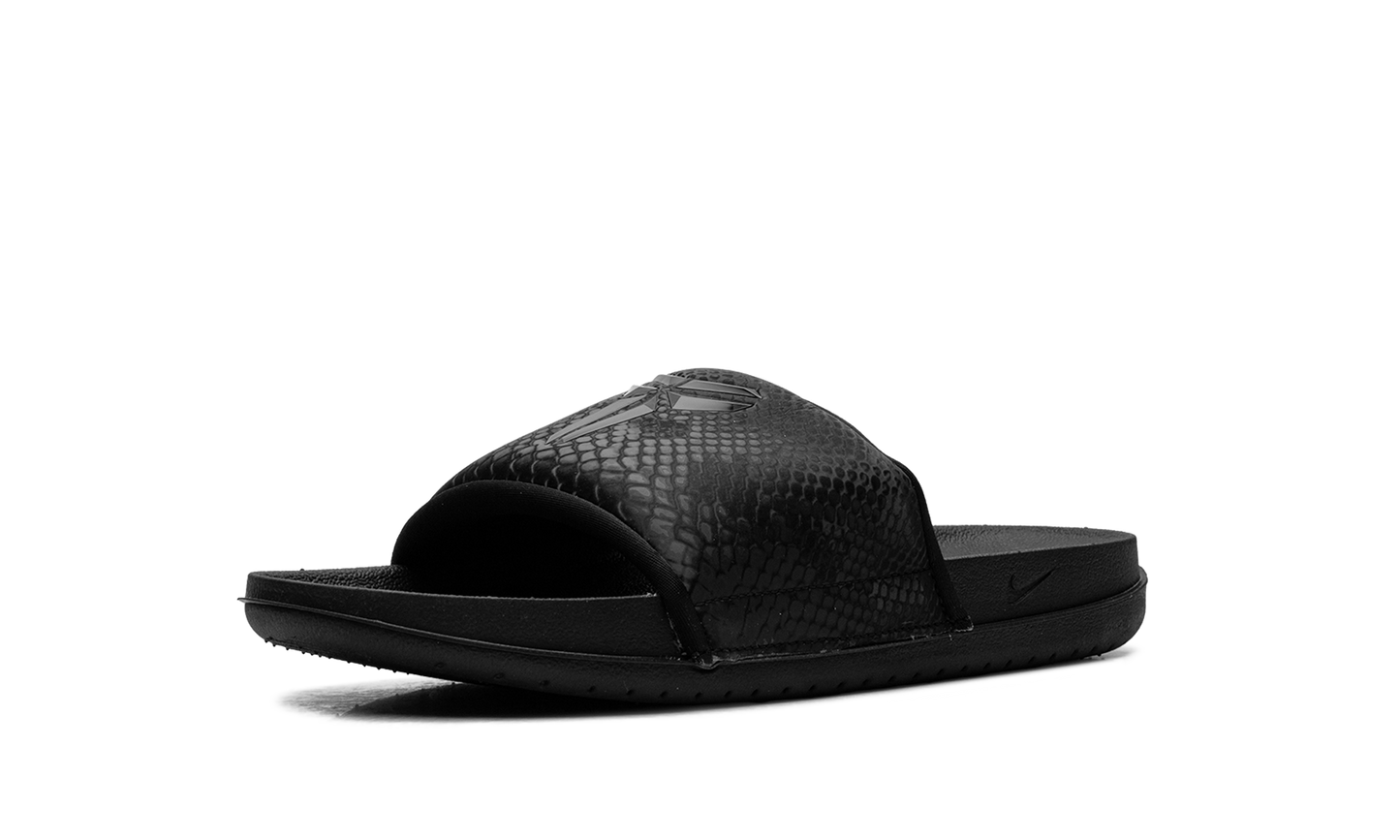 Kobe Offcourt Slide "Black" IF2870 001