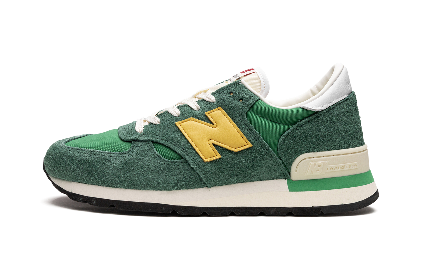 990 V1 "Green/Gold" M990GG1