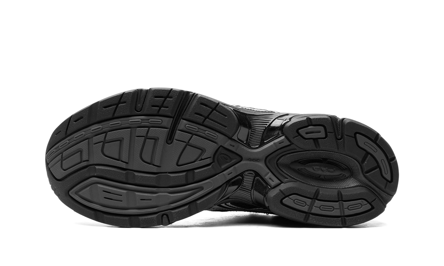 Gel-1130 Exclusive "Black White" 1201A910 001