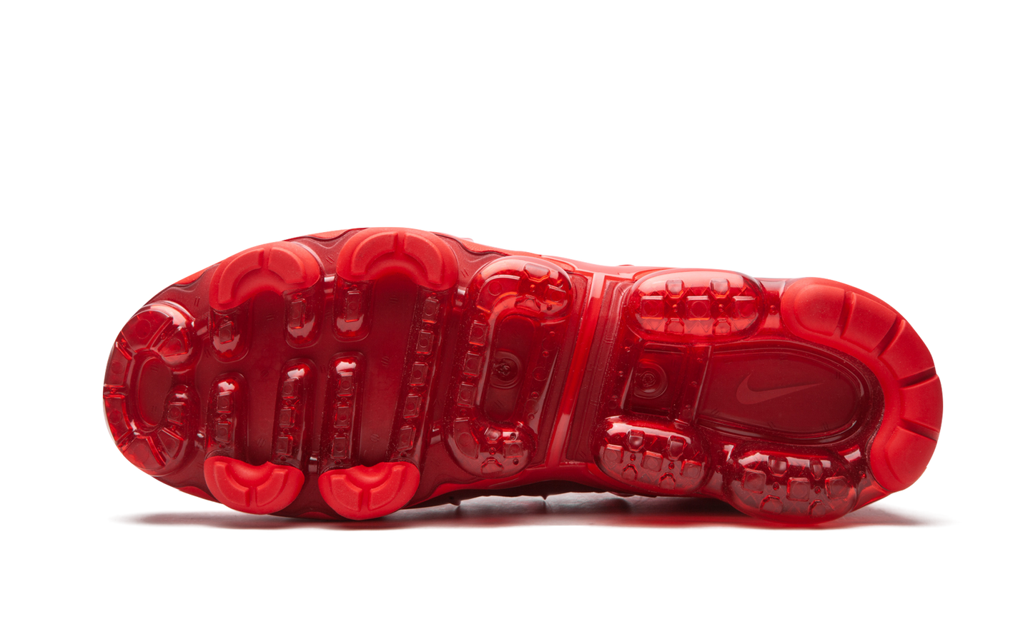 Air VaporMax Plus "TRIPLE RED" CW6973 600