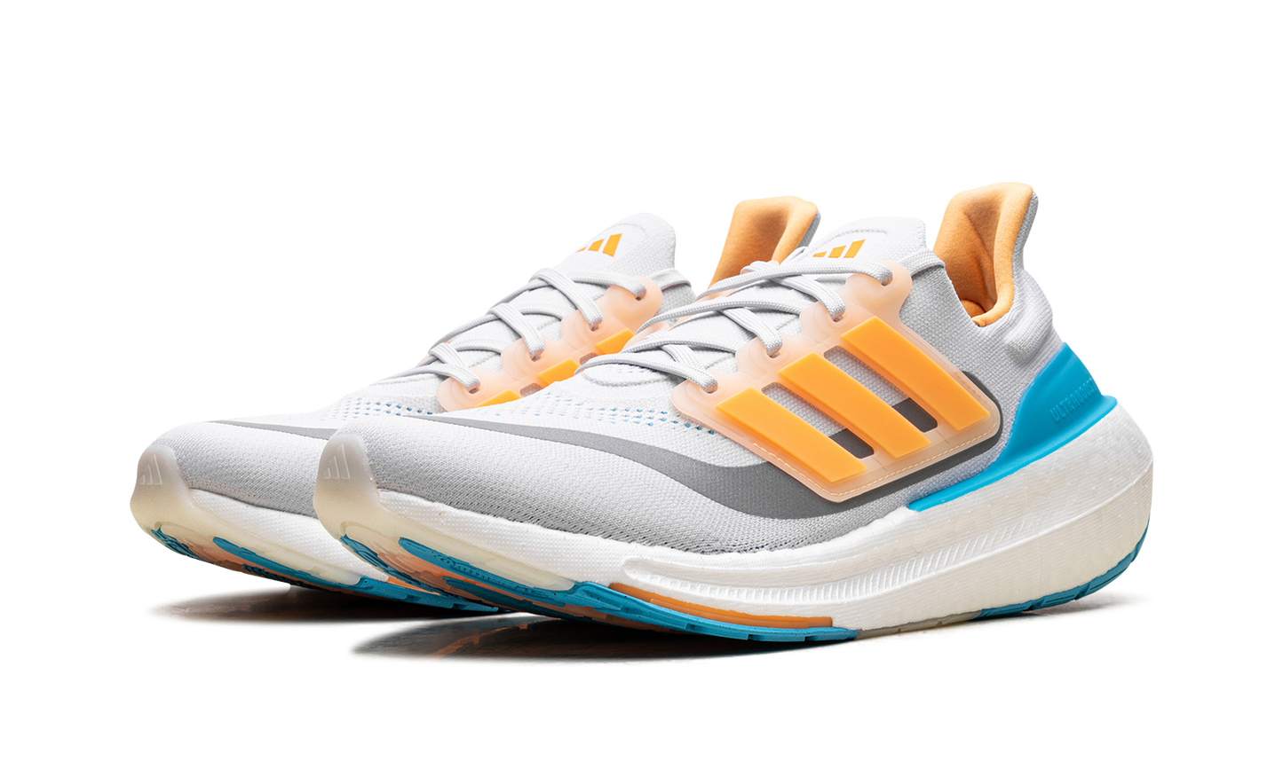 ULTRABOOST LIGHT "Black" IE1758