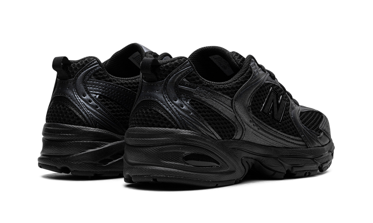 530 "Black Dark Grey" MR530PB