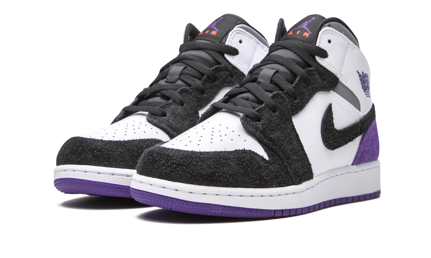 Air Jordan 1 Mid SE GS "Court Purple Suede" BQ6931 105