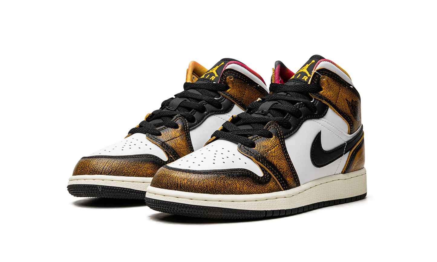 AIR JORDAN 1 MID SE GS DQ8418 071