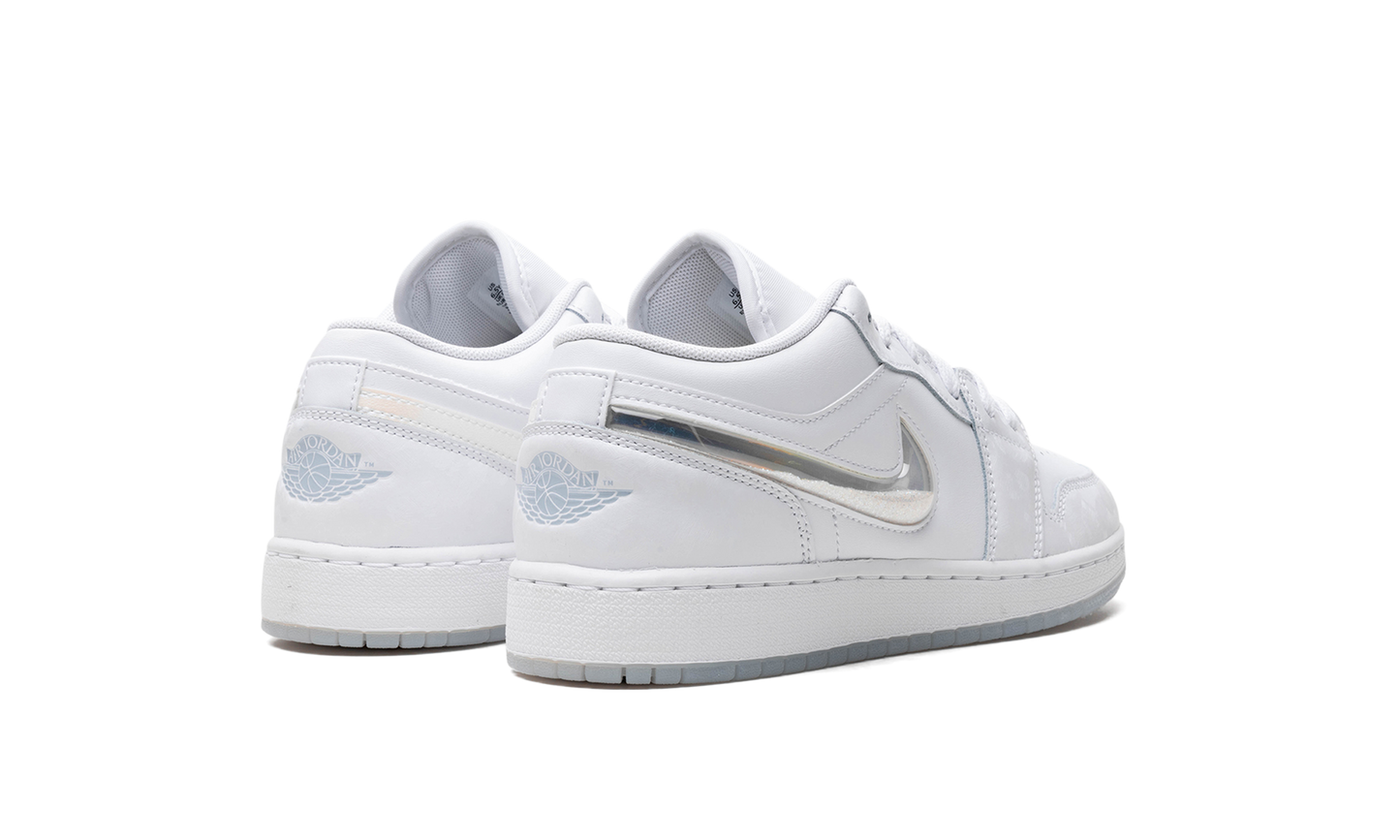 Air Jordan 1 Low GS "Glitter Swoosh" FQ9112 100