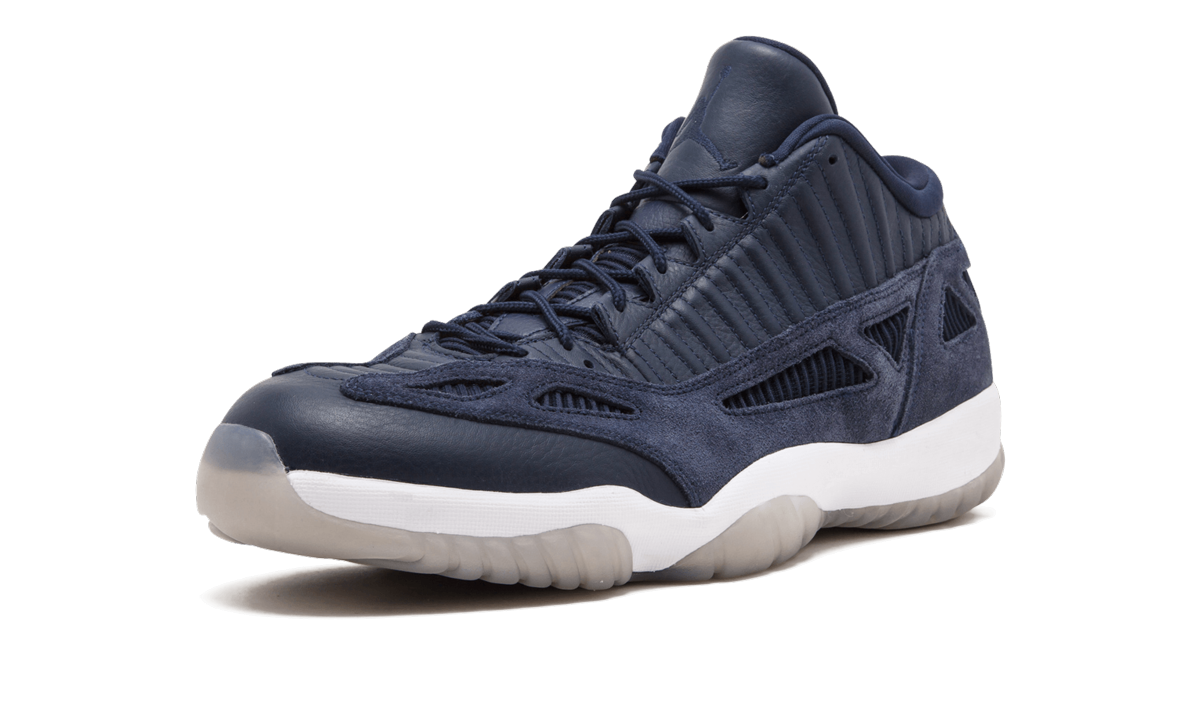 Air Jordan 11 Retro Low IE "Obsidian" 919712 400