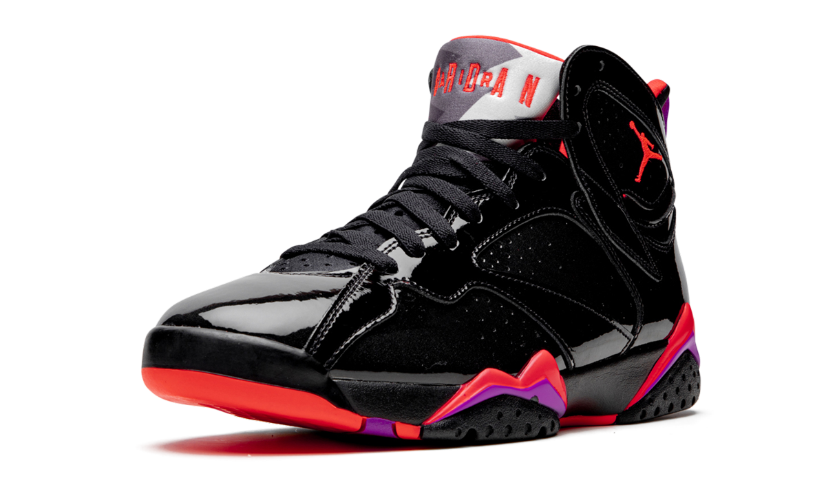 AIR JORDAN 7 WMNS "Black Patent Leather"