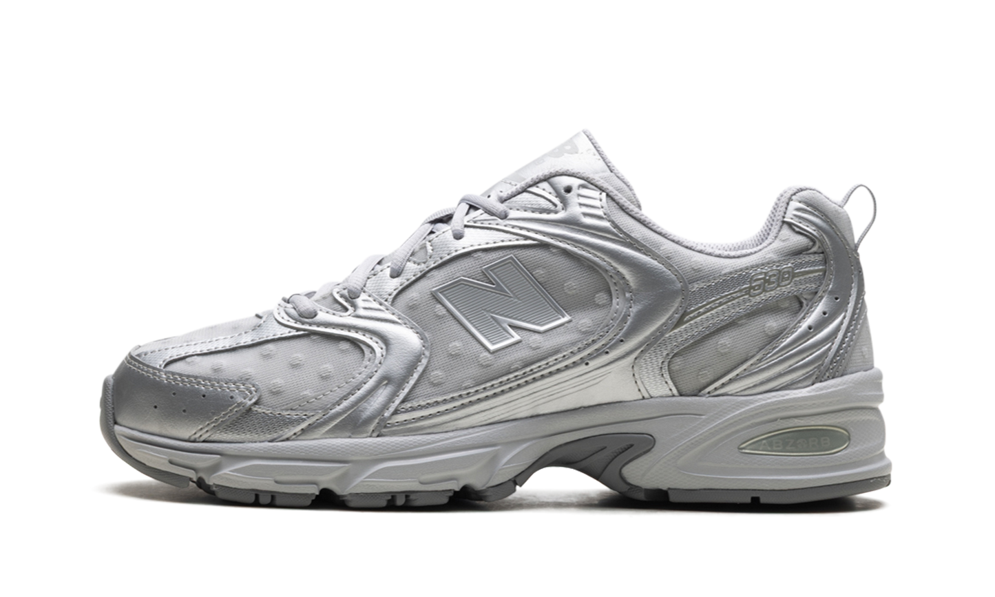 530 "Silver Metallic Raincloud Polka Dots" U530HFZ