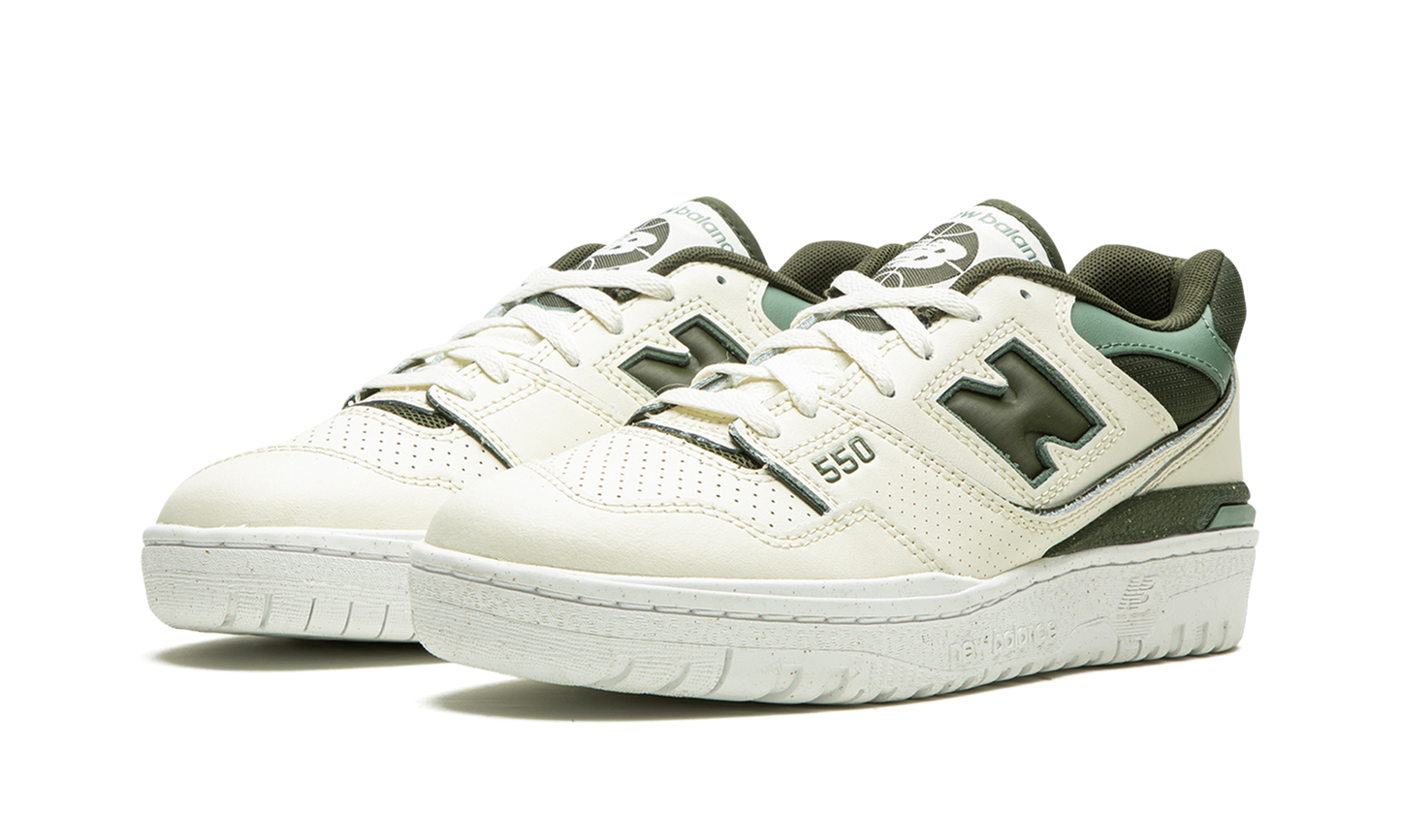 550 WMNS "Angora Green"