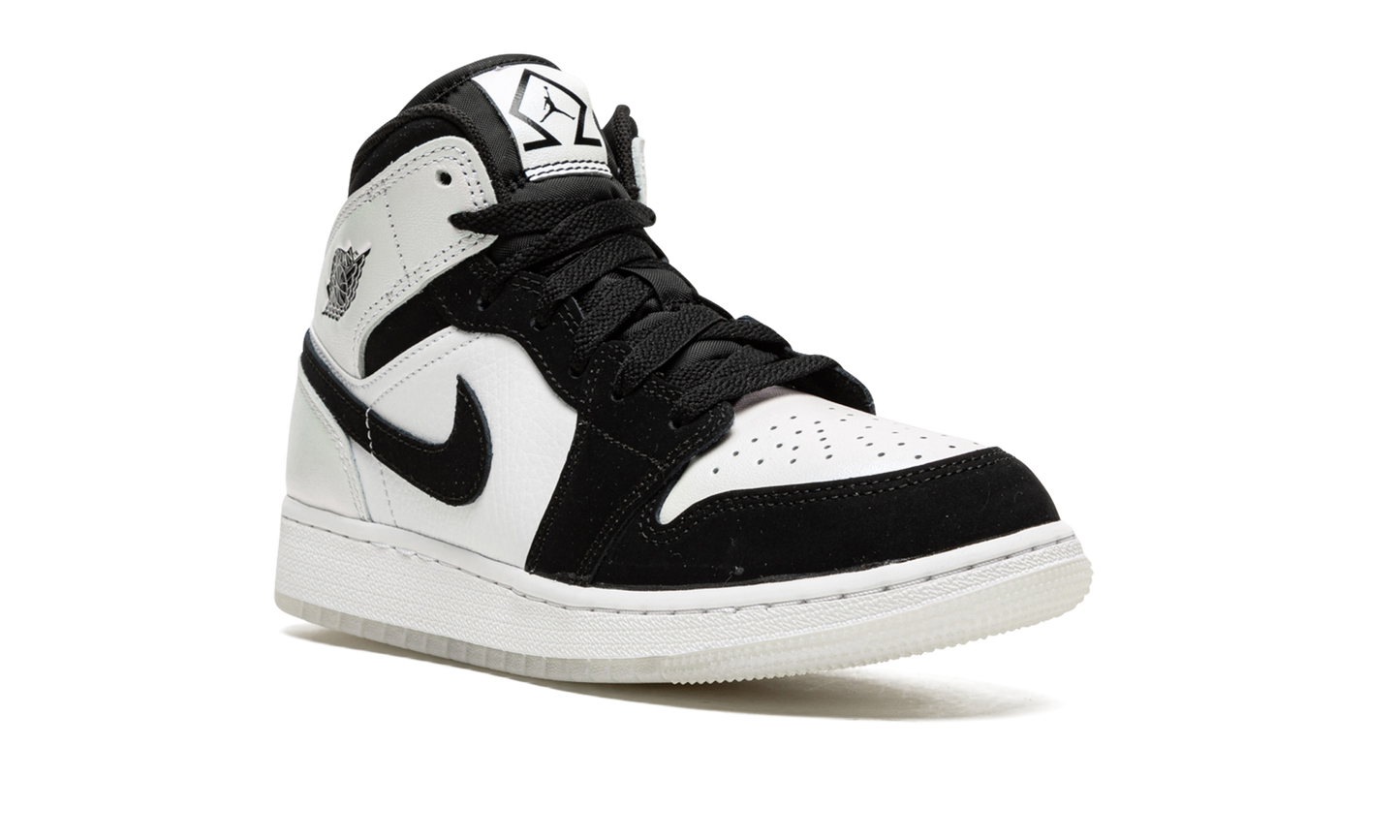 Air Jordan 1 MID SE GS "Diamond Shorts" DN4321 100