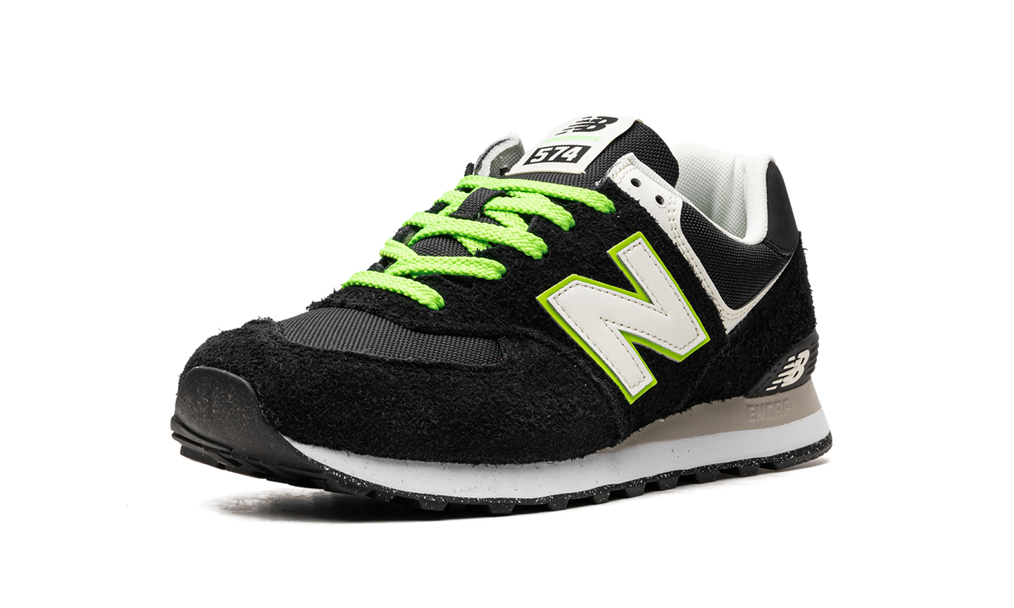 574 "Black White Green" u574ct2