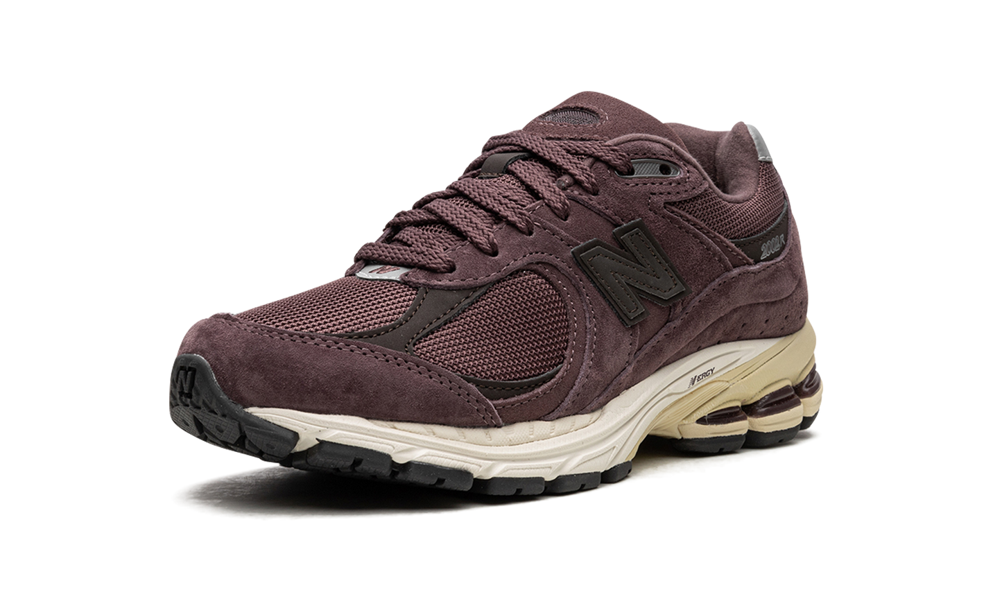 2002R "Dark Grape" M2002RCD