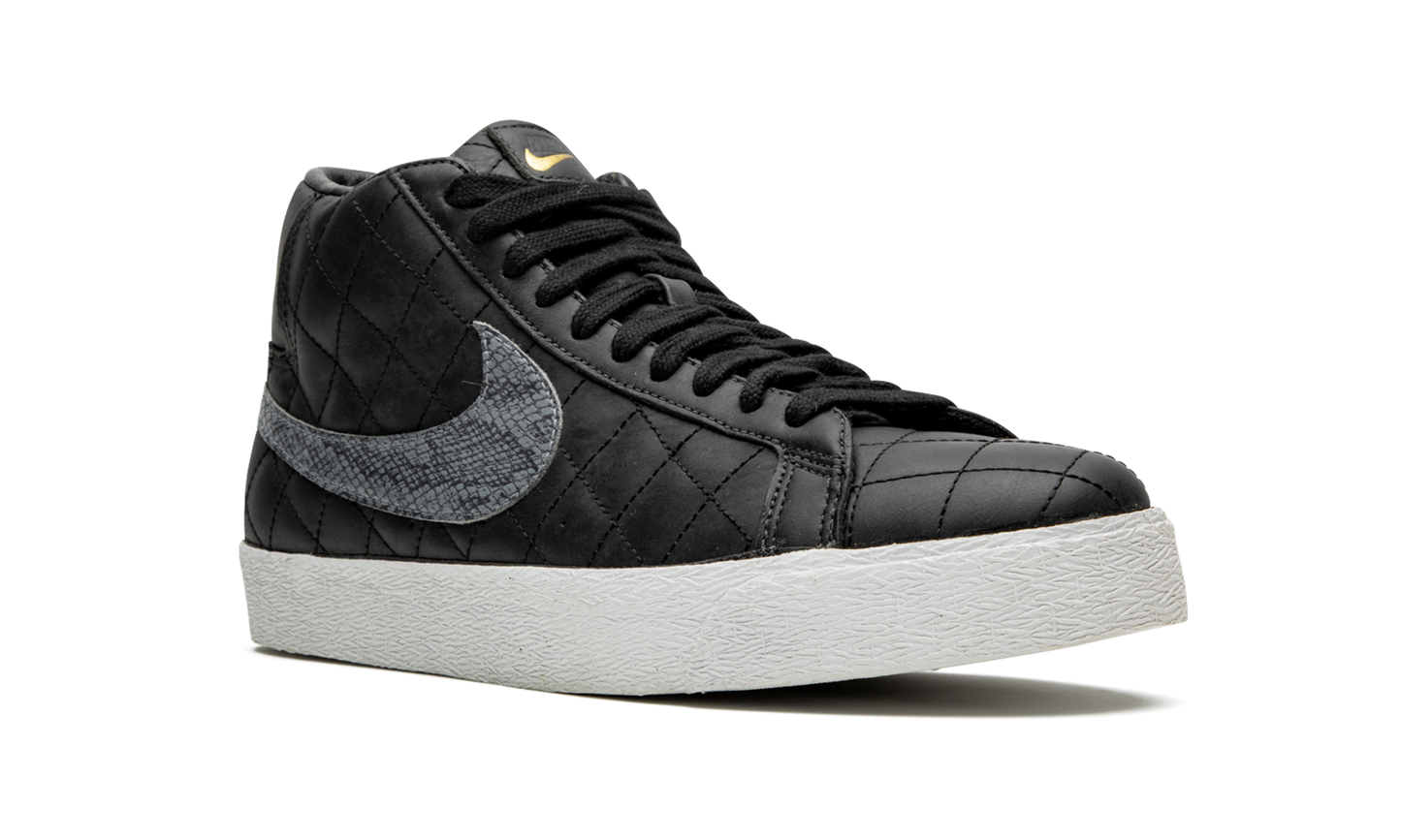 Blazer SB "Supreme - Black (2006)"