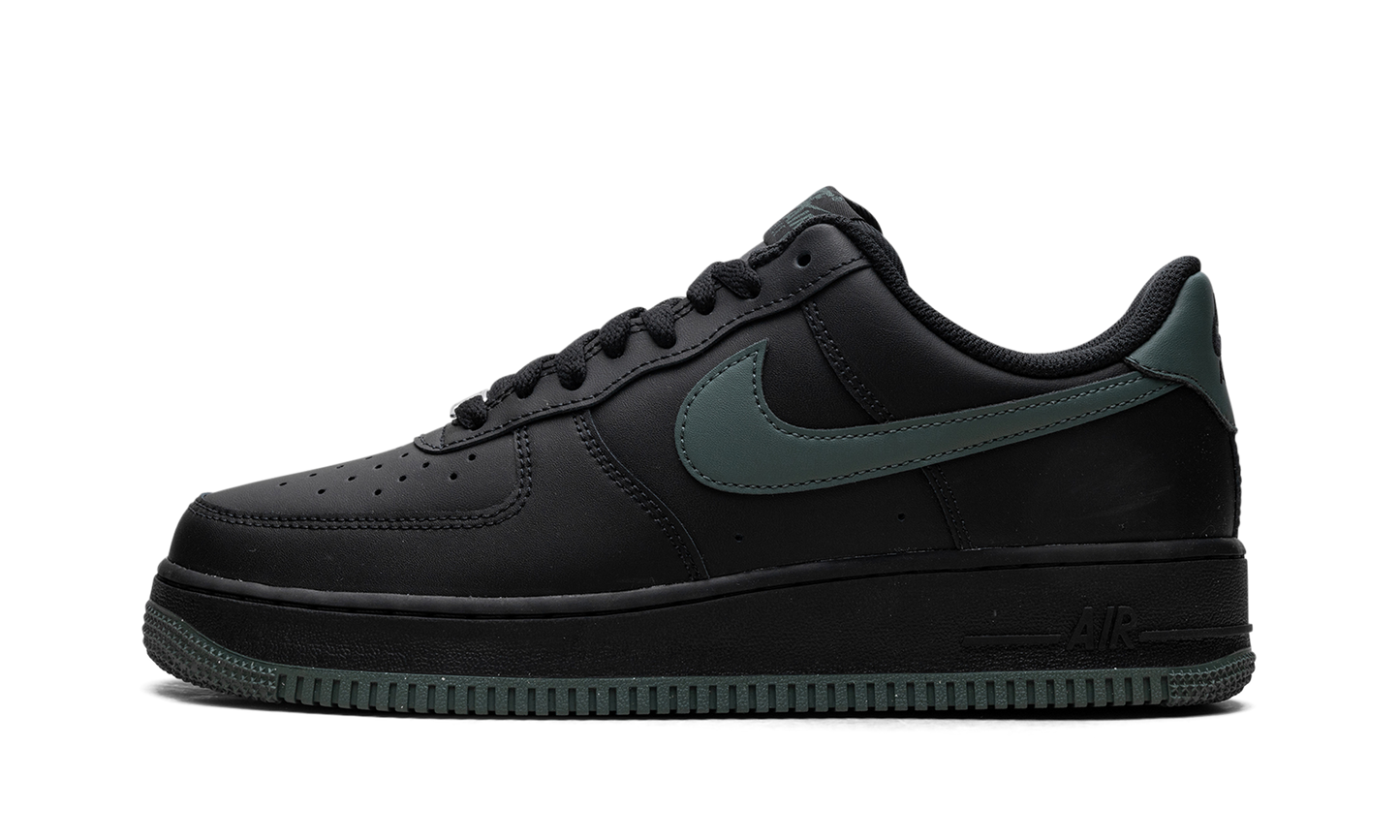 Air Force 1 "Black Vintage Green" FJ4146 001