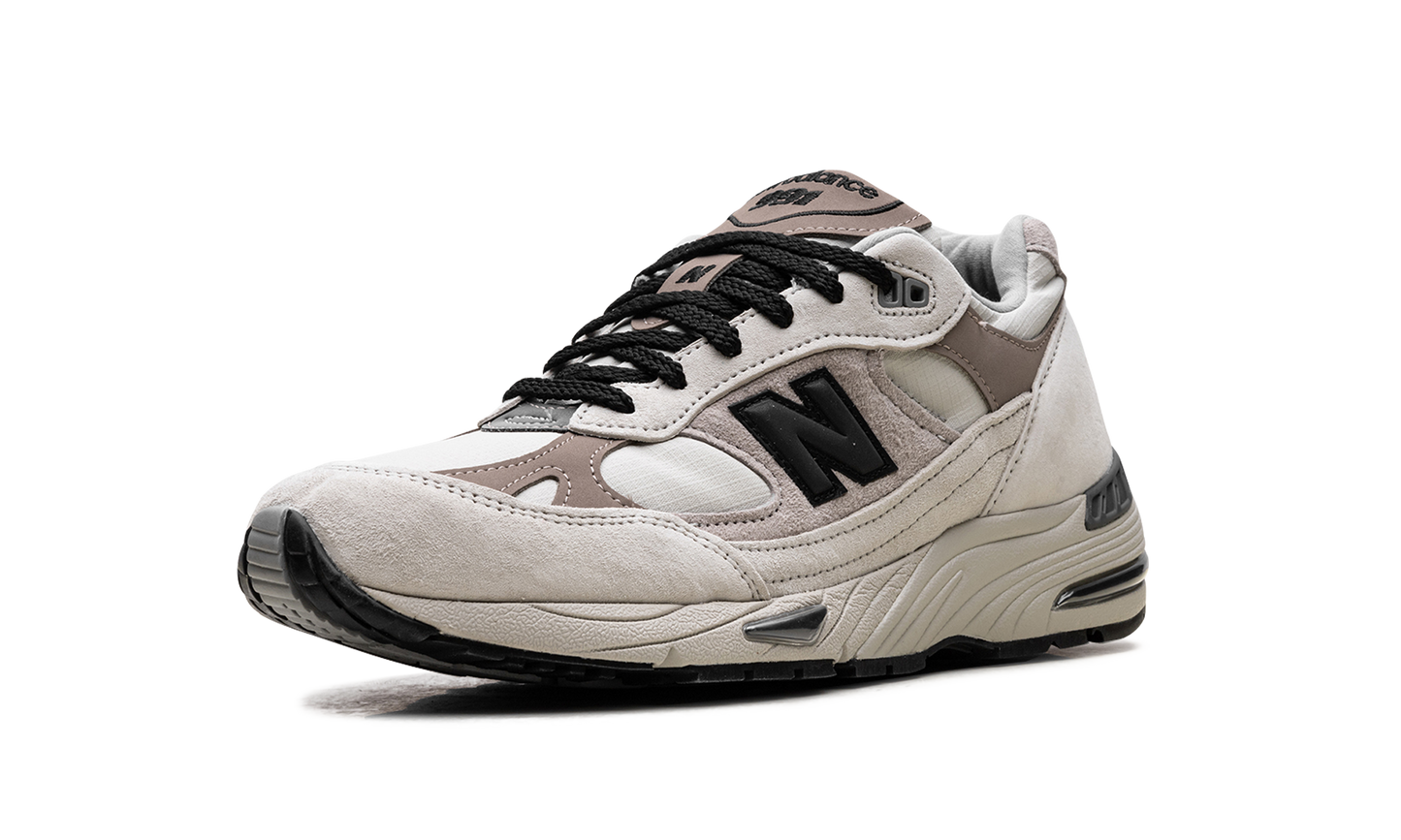 991 "Urban Winter - White" M991WIN