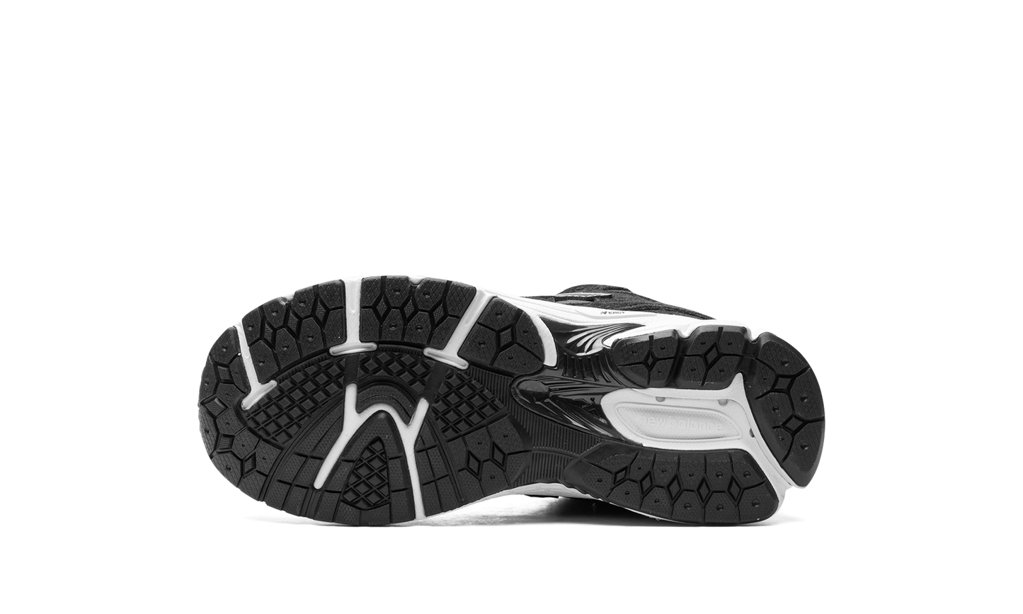 2002 PS "Black / White" PC2002BK