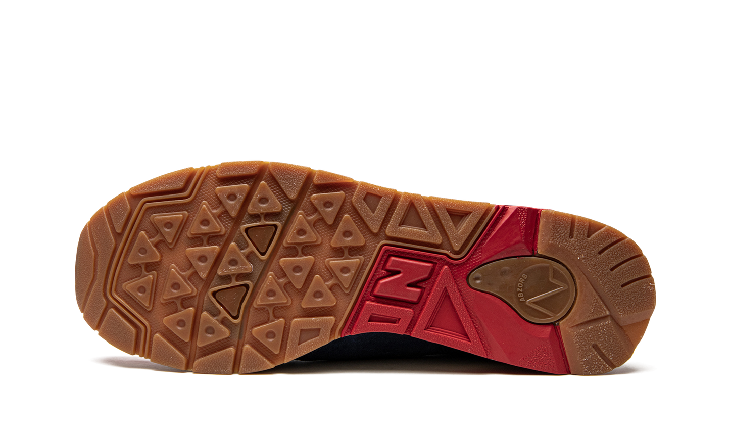 CM1600 "UBIQ The Benjamins"