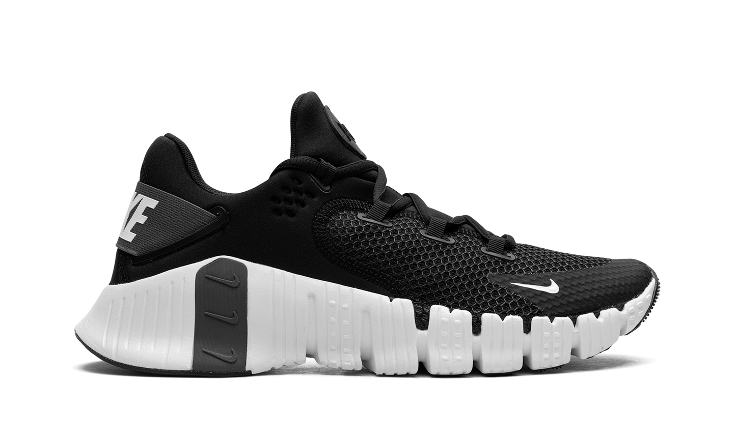 Free Metcon 4 Black "Black / White" CT3886 010