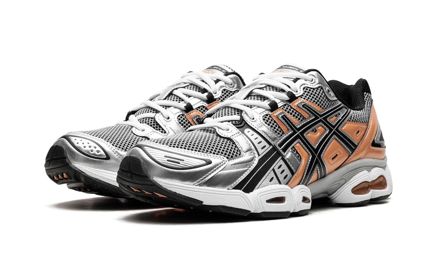 GEL-Nimbus 9 "Sheet Rock / Orange Lily" 1201A424 025