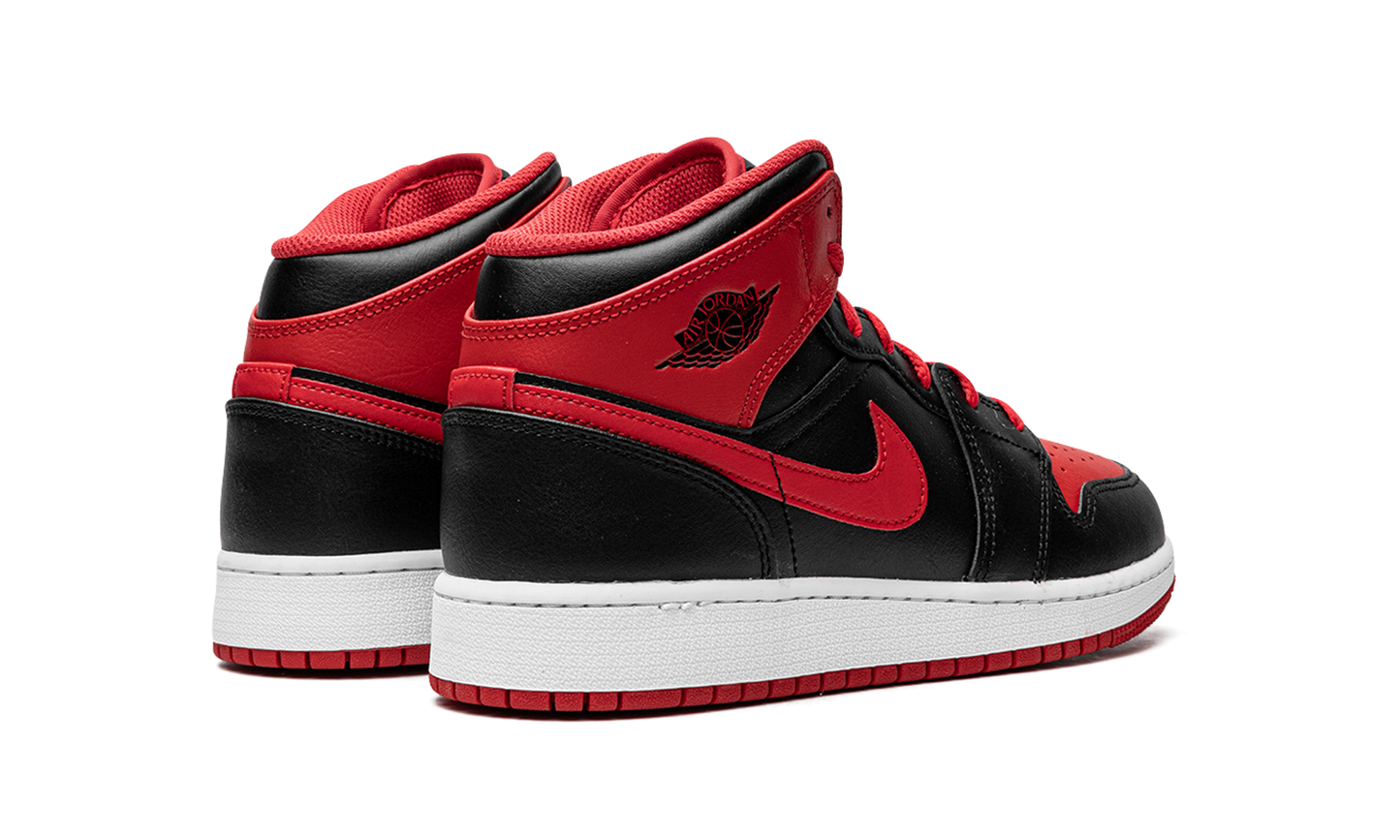 Air Jordan 1 Mid GS "Alternate Bred" DQ8423 060