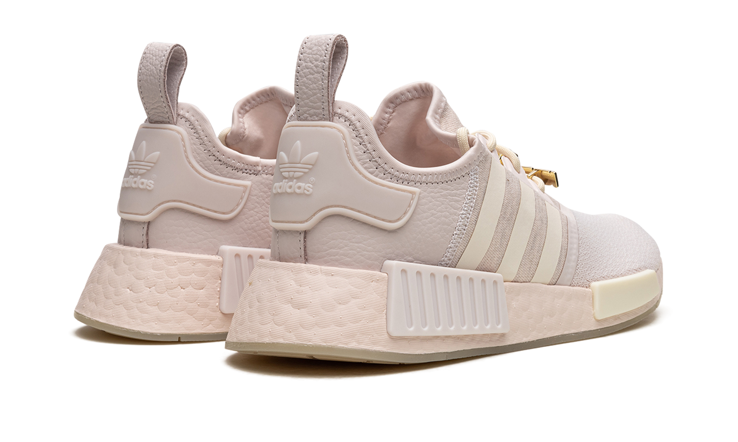 NMD_R1 W "Keni Harrison" GW8899