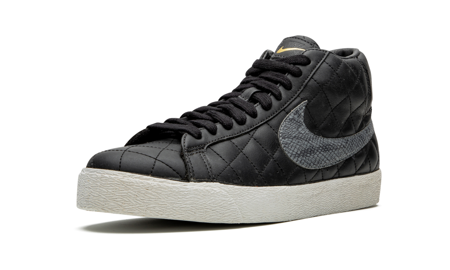Blazer SB "Supreme - Black (2006)"