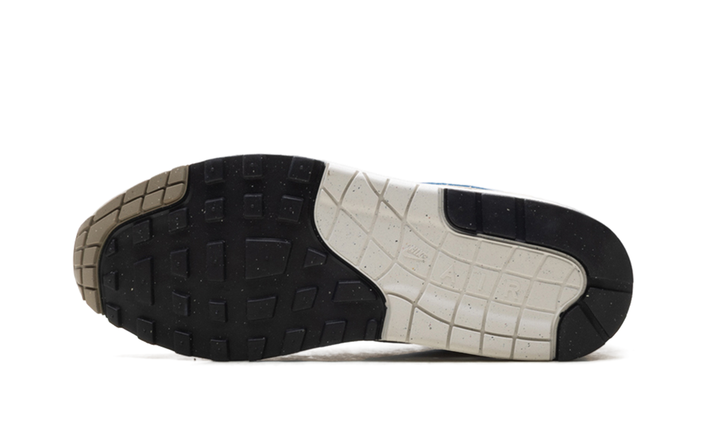 Air Max 1 Essential "Light Bone Psychic Blue" FZ5808 009