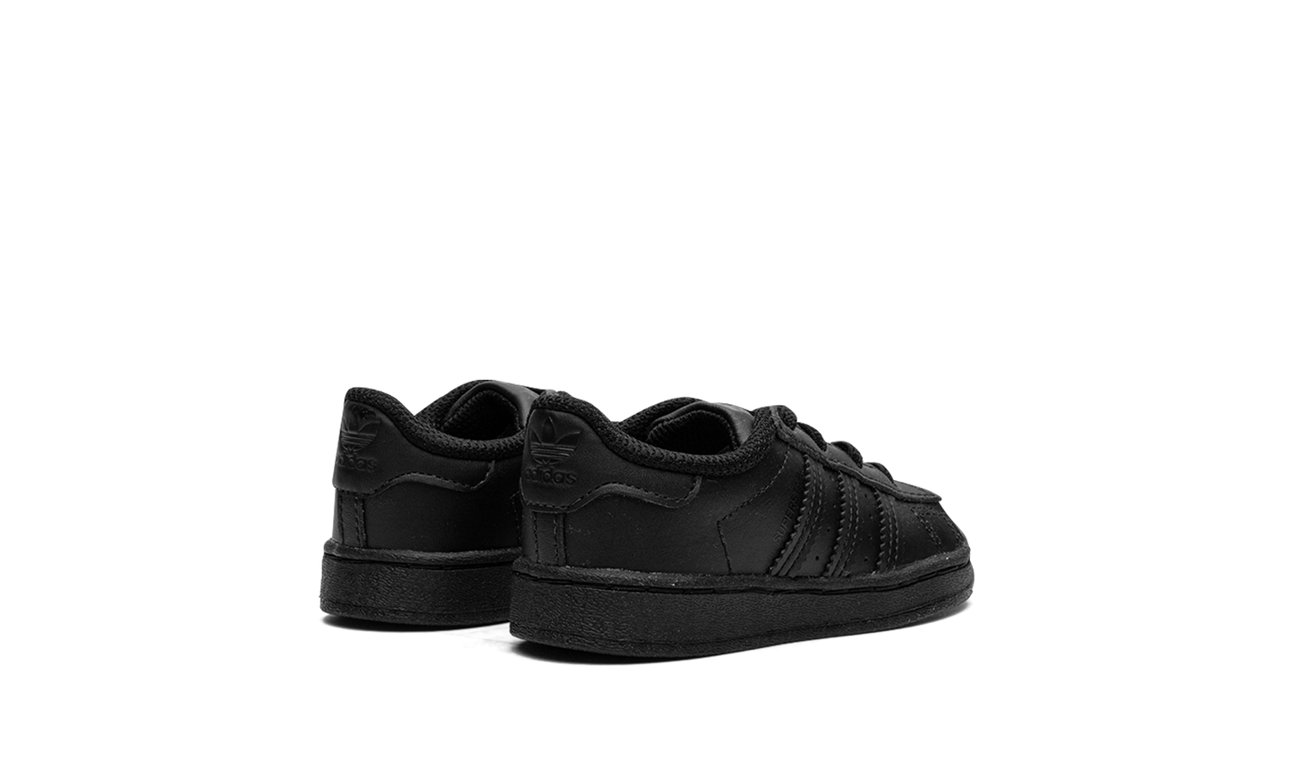 Superstar TD "Triple Black" FU7716