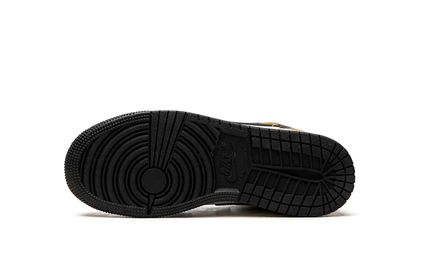 AIR JORDAN 1 MID SE GS DQ8418 071