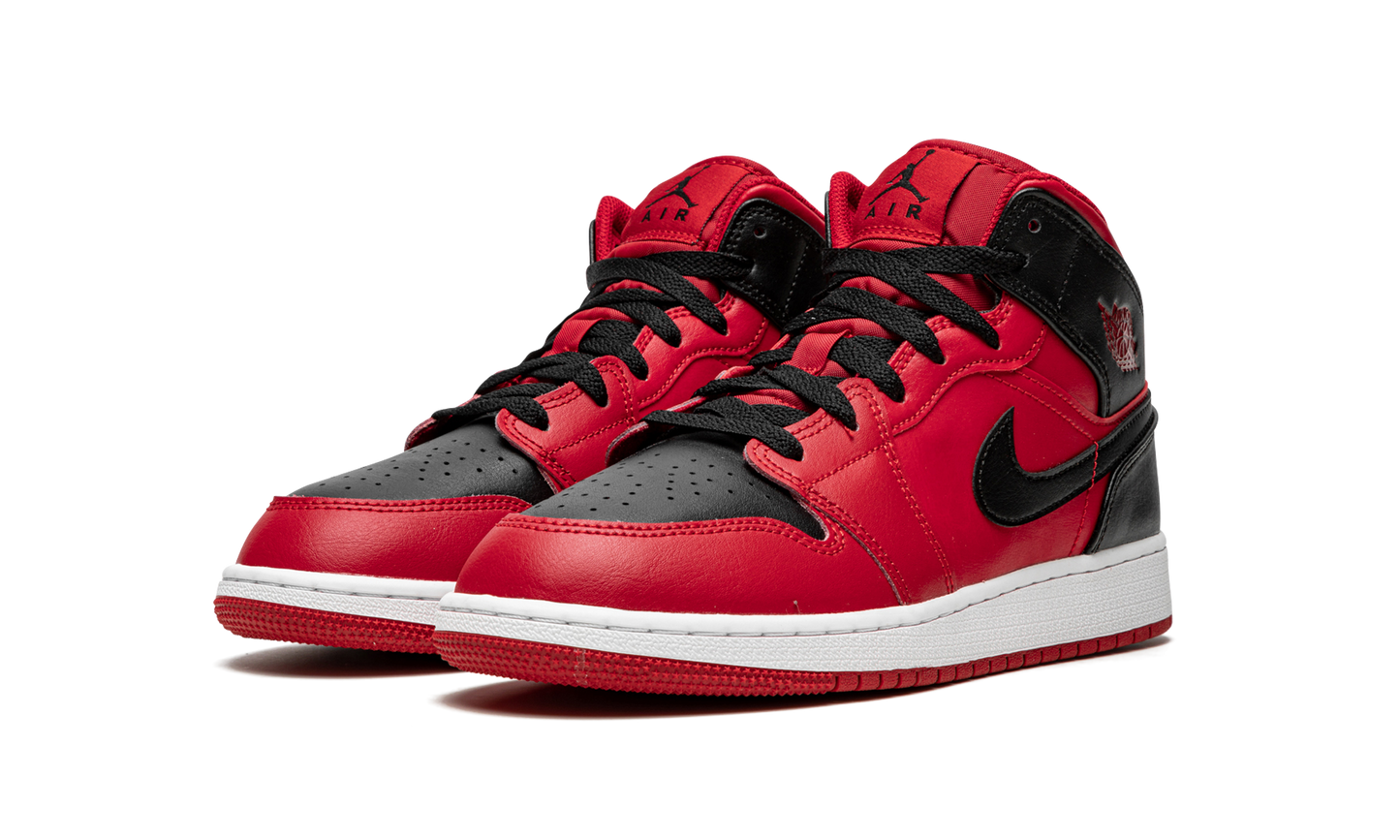 Air Jordan 1 Mid GS "Reverse Bred" 554725 660