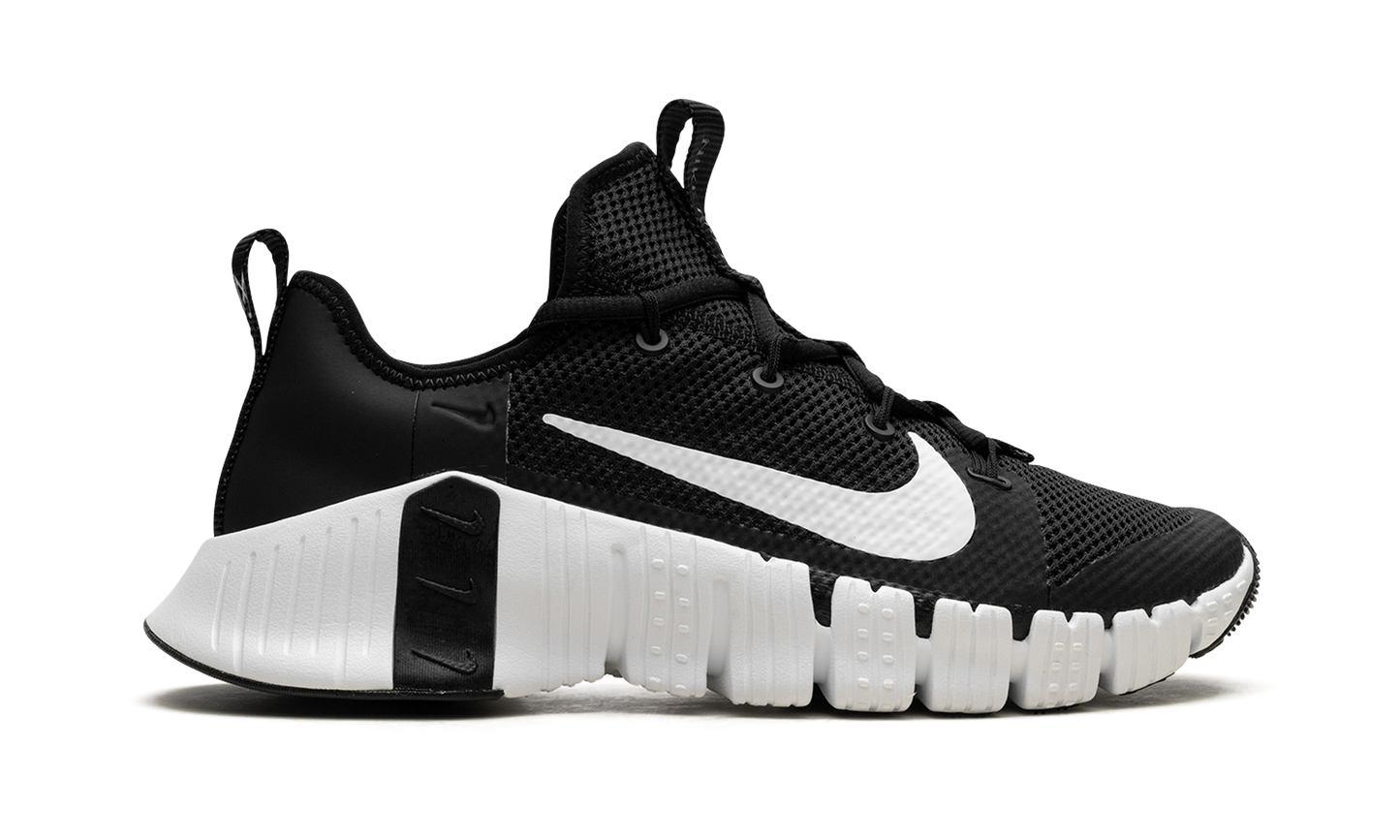 FREE METCON 3 WMNS "Black / White" CJ6314 010